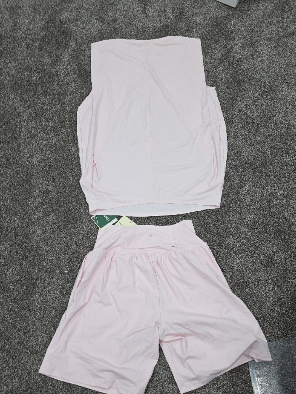 Halara Top And Shorts Bundle - Picture 5 of 5